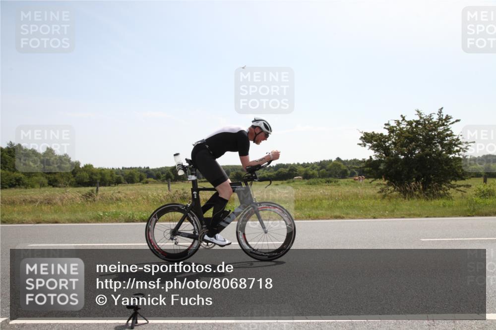 22.06.2025 - Viking Triathlon Yannick Fuchs http://msf.ph/oto/8068718 22.06.2025 11:29:33 Radfahren 78, 93, 110, 281, 314, 320, 411, 427 meine-sportfotos.de