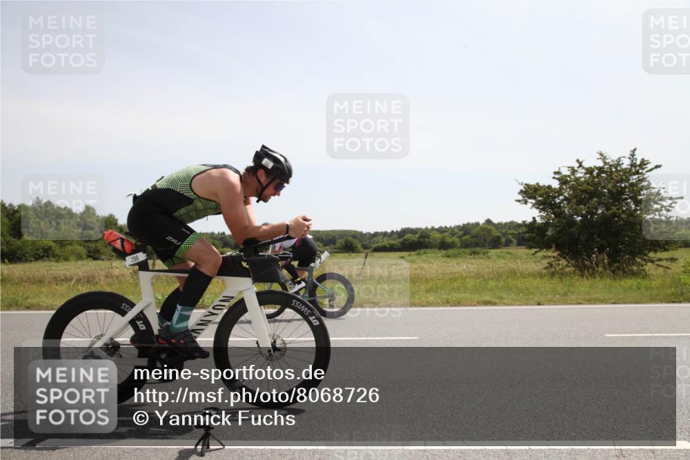 22.06.2025 - Viking Triathlon Yannick Fuchs http://msf.ph/oto/8068726 22.06.2025 12:04:38 Radfahren 296, 399, 412, 430, 533 meine-sportfotos.de
