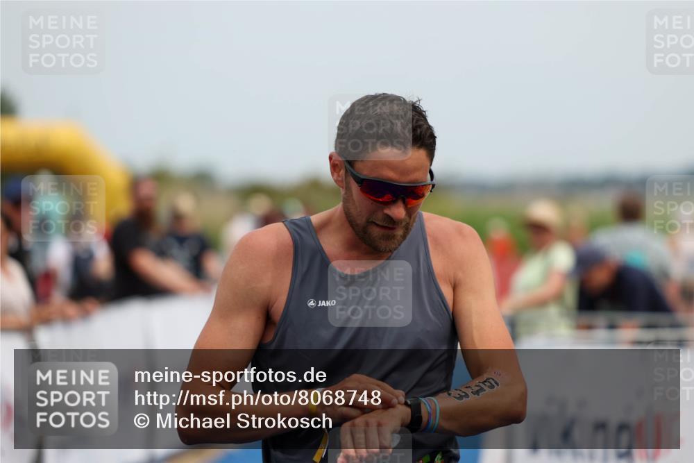 22.06.2025 - Viking Triathlon Michael Strokosch http://msf.ph/oto/8068748 22.06.2025 15:12:31 Ziel 643 meine-sportfotos.de