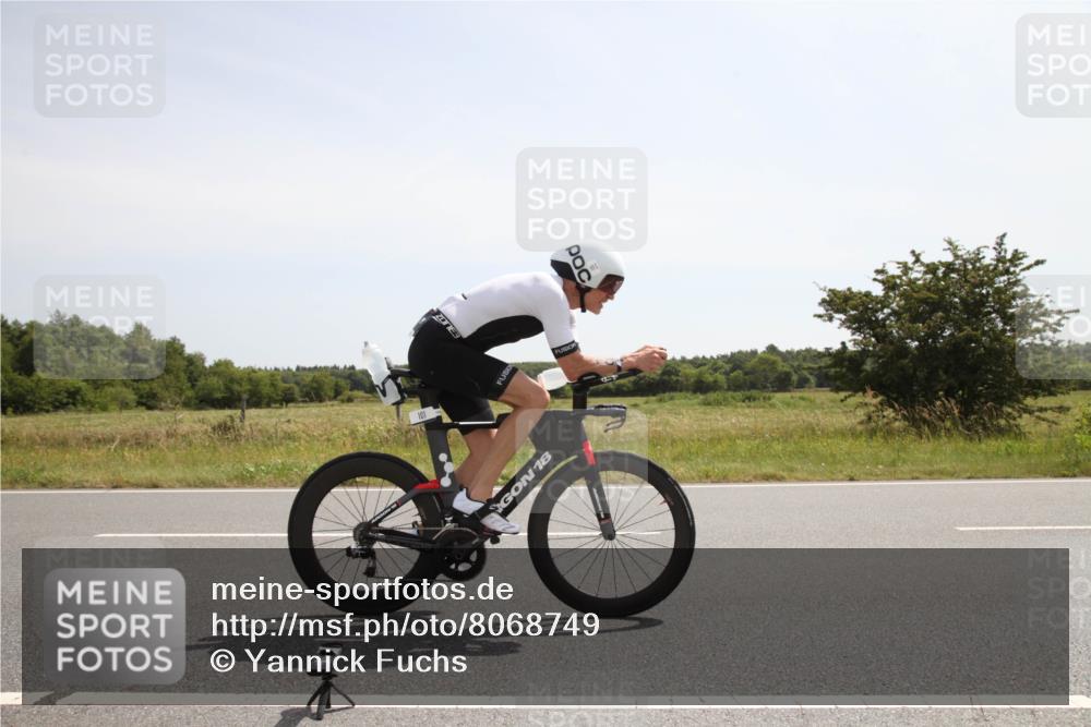 22.06.2025 - Viking Triathlon Yannick Fuchs http://msf.ph/oto/8068749 22.06.2025 12:04:49 Radfahren 26, 101, 272, 299, 362, 385, 496, 554 meine-sportfotos.de