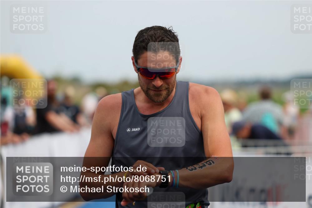 22.06.2025 - Viking Triathlon Michael Strokosch http://msf.ph/oto/8068751 22.06.2025 15:12:32 Ziel 643 meine-sportfotos.de