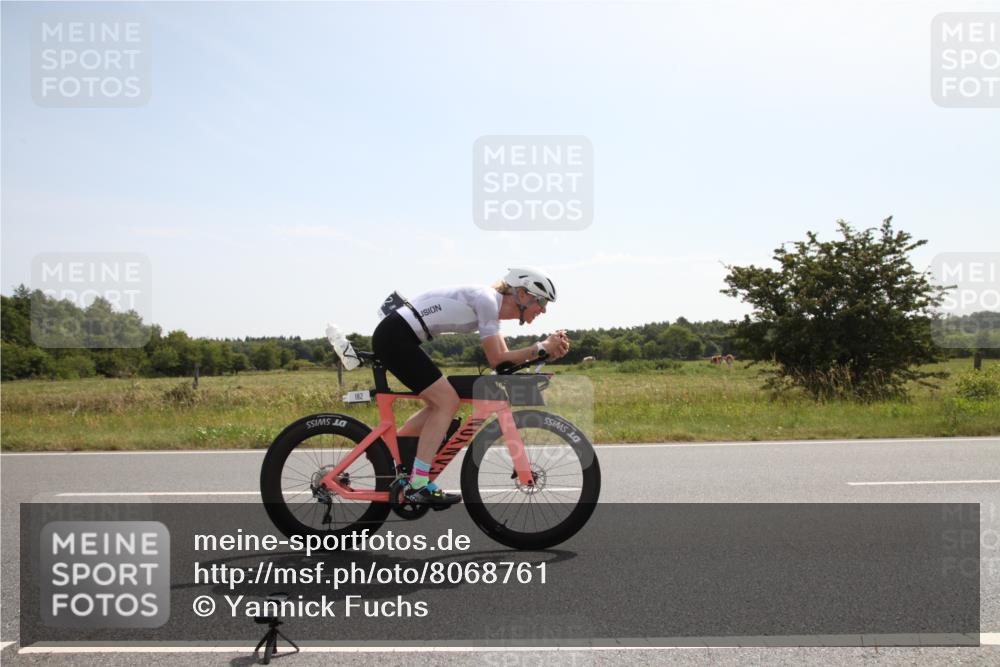 22.06.2025 - Viking Triathlon Yannick Fuchs http://msf.ph/oto/8068761 22.06.2025 11:29:44 Radfahren 182, 375 meine-sportfotos.de