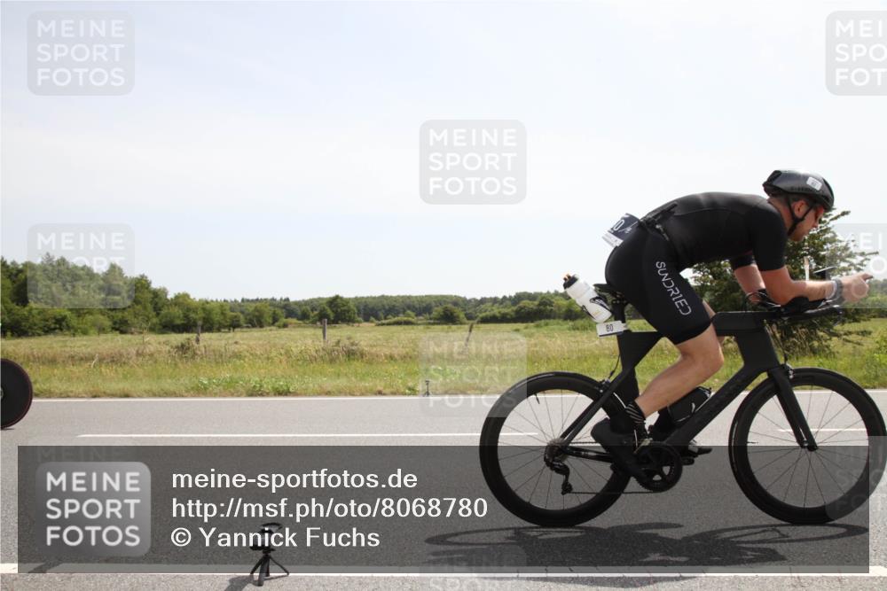 22.06.2025 - Viking Triathlon Yannick Fuchs http://msf.ph/oto/8068780 22.06.2025 12:04:55 Radfahren 9, 26, 80, 299, 496 meine-sportfotos.de