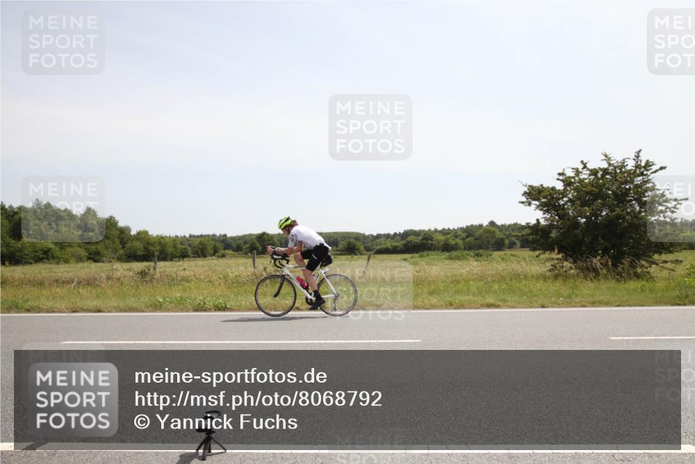 22.06.2025 - Viking Triathlon Yannick Fuchs http://msf.ph/oto/8068792 22.06.2025 12:05:02 Radfahren 169, 170, 273, 547, 608 meine-sportfotos.de