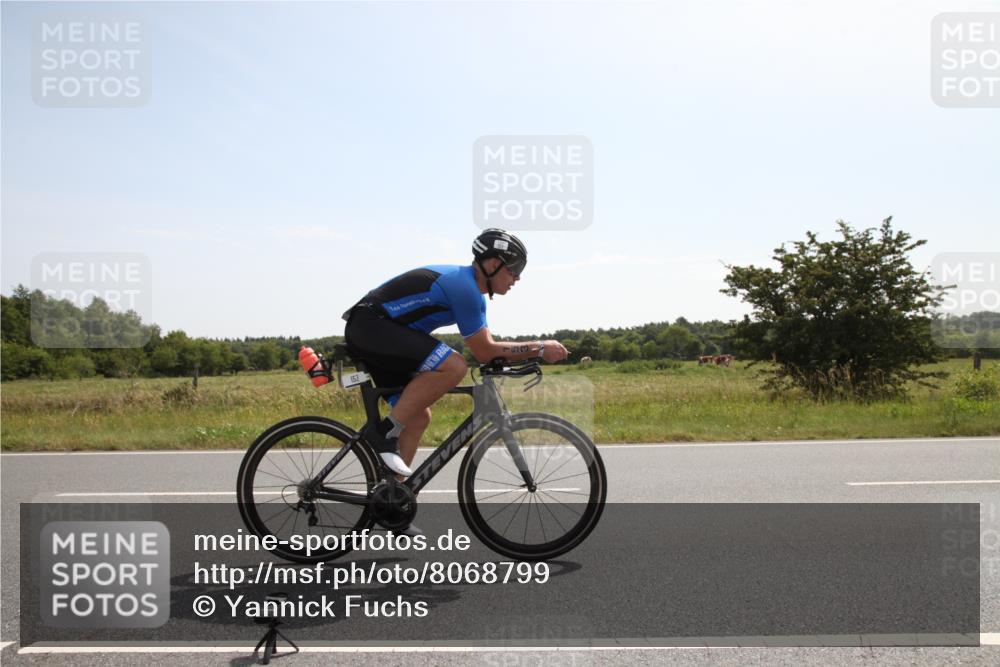 22.06.2025 - Viking Triathlon Yannick Fuchs http://msf.ph/oto/8068799 22.06.2025 11:30:01 Radfahren 150, 153, 270, 370 meine-sportfotos.de