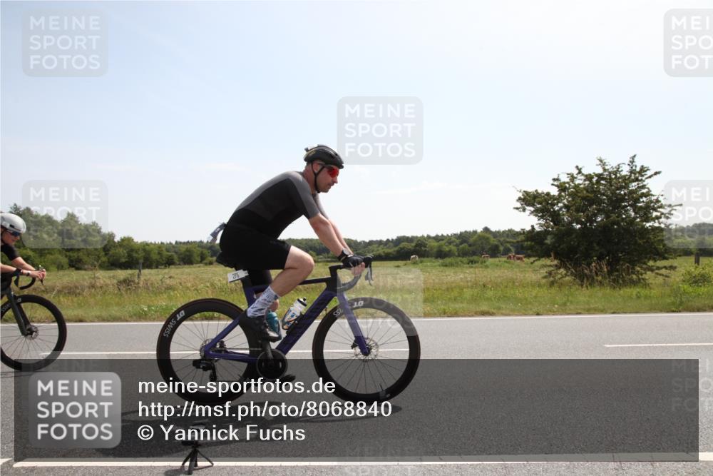 22.06.2025 - Viking Triathlon Yannick Fuchs http://msf.ph/oto/8068840 22.06.2025 11:30:22 Radfahren 275, 288, 324, 505, 530, 655, 657 meine-sportfotos.de