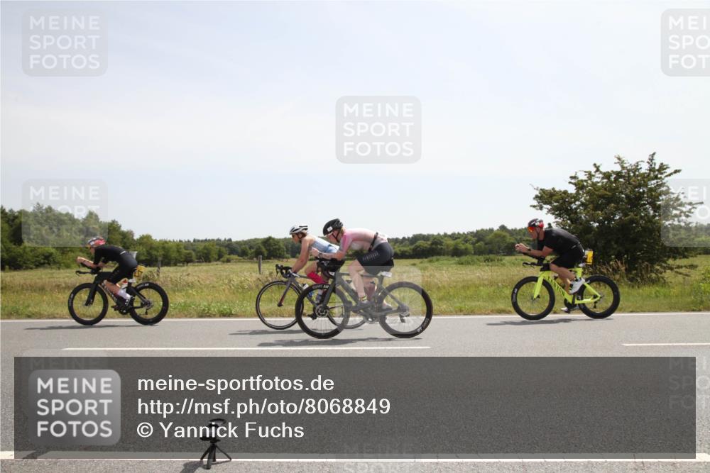 22.06.2025 - Viking Triathlon Yannick Fuchs http://msf.ph/oto/8068849 22.06.2025 12:05:20 Radfahren 37, 50, 197, 202, 205, 286, 364, 550 meine-sportfotos.de