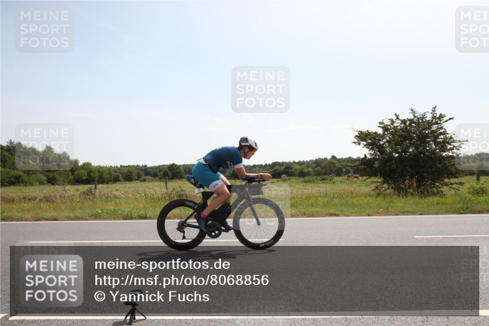 22.06.2025 - Viking Triathlon Yannick Fuchs http://msf.ph/oto/8068856 22.06.2025 11:30:24 Radfahren 99, 275, 324, 505, 530, 655, 657 meine-sportfotos.de
