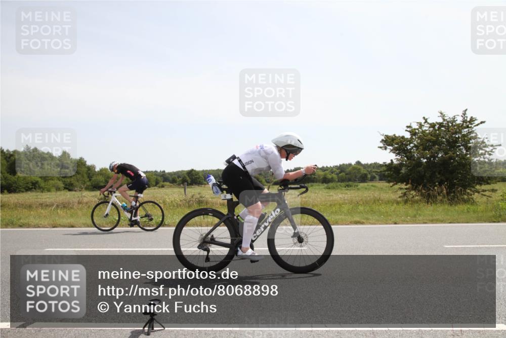 22.06.2025 - Viking Triathlon Yannick Fuchs http://msf.ph/oto/8068898 22.06.2025 12:05:41 Radfahren 47, 102, 145, 158, 183, 368, 485, 652 meine-sportfotos.de