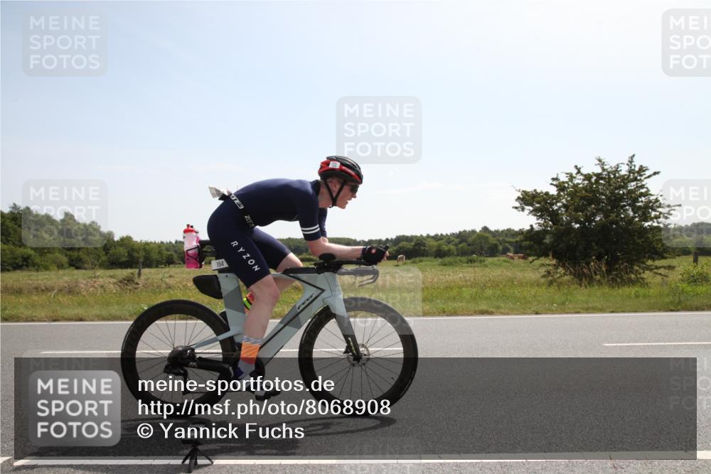 22.06.2025 - Viking Triathlon Yannick Fuchs http://msf.ph/oto/8068908 22.06.2025 11:30:45 Radfahren 79, 194, 381, 604 meine-sportfotos.de