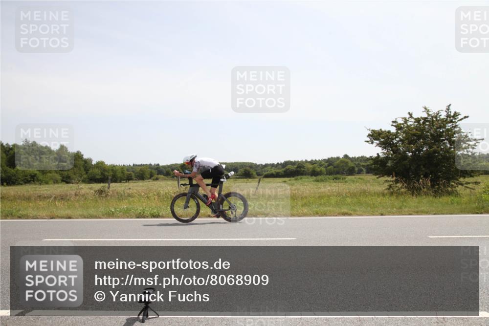 22.06.2025 - Viking Triathlon Yannick Fuchs http://msf.ph/oto/8068909 22.06.2025 12:05:45 Radfahren 47, 145, 158, 176, 368, 485, 543, 652 meine-sportfotos.de