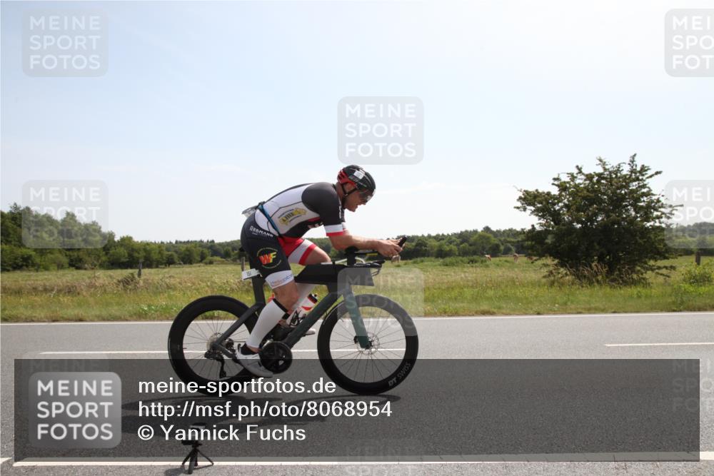 22.06.2025 - Viking Triathlon Yannick Fuchs http://msf.ph/oto/8068954 22.06.2025 11:31:06 Radfahren 44, 156, 358, 535 meine-sportfotos.de