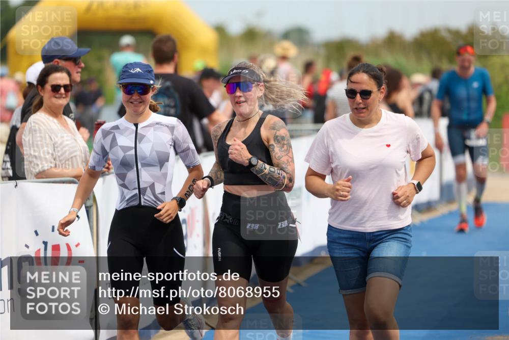 22.06.2025 - Viking Triathlon Michael Strokosch http://msf.ph/oto/8068955 22.06.2025 15:13:43 Ziel 95, 602 meine-sportfotos.de