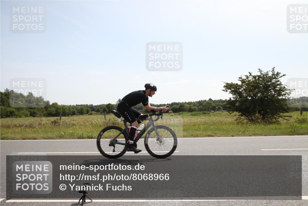 22.06.2025 - Viking Triathlon Yannick Fuchs http://msf.ph/oto/8068966 22.06.2025 11:31:10 Radfahren 139, 156, 358, 419 meine-sportfotos.de