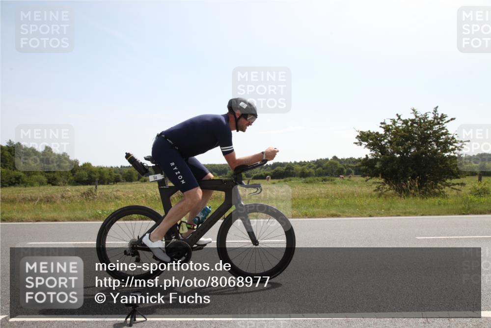 22.06.2025 - Viking Triathlon Yannick Fuchs http://msf.ph/oto/8068977 22.06.2025 11:31:27 Radfahren 54, 440 meine-sportfotos.de