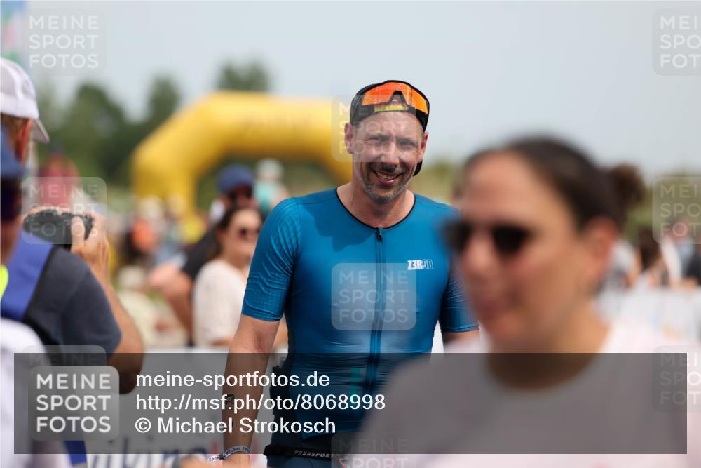 22.06.2025 - Viking Triathlon Michael Strokosch http://msf.ph/oto/8068998 22.06.2025 15:13:49 Ziel 95, 602 meine-sportfotos.de
