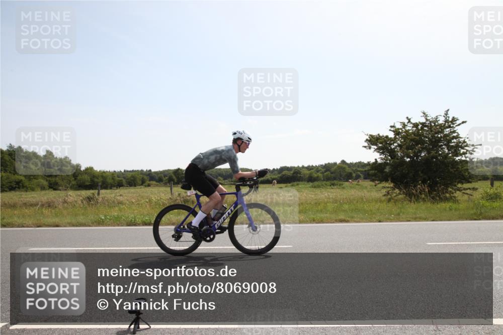 22.06.2025 - Viking Triathlon Yannick Fuchs http://msf.ph/oto/8069008 22.06.2025 11:31:41 Radfahren 245, 624 meine-sportfotos.de