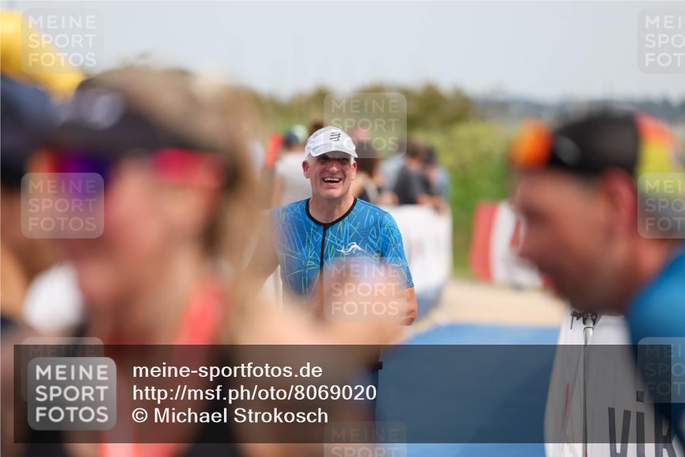 22.06.2025 - Viking Triathlon Michael Strokosch http://msf.ph/oto/8069020 22.06.2025 15:13:57 Ziel 226 meine-sportfotos.de