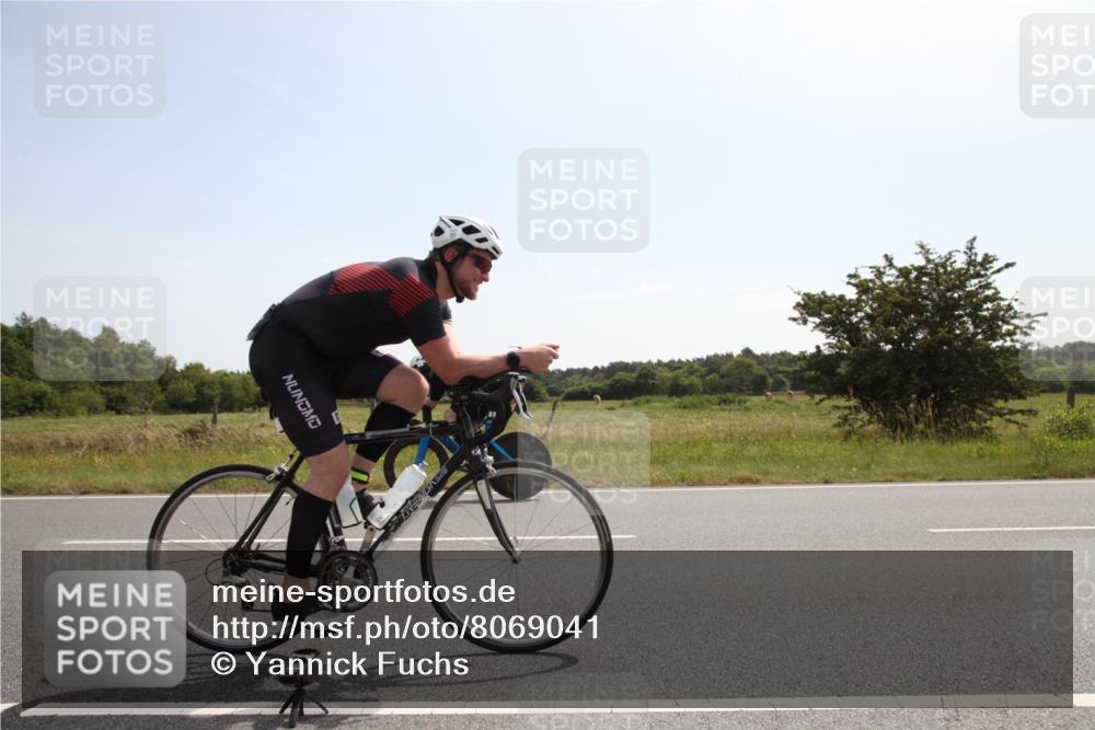 22.06.2025 - Viking Triathlon Yannick Fuchs http://msf.ph/oto/8069041 22.06.2025 11:32:04 Radfahren 13, 173, 189, 191, 340, 444, 458 meine-sportfotos.de