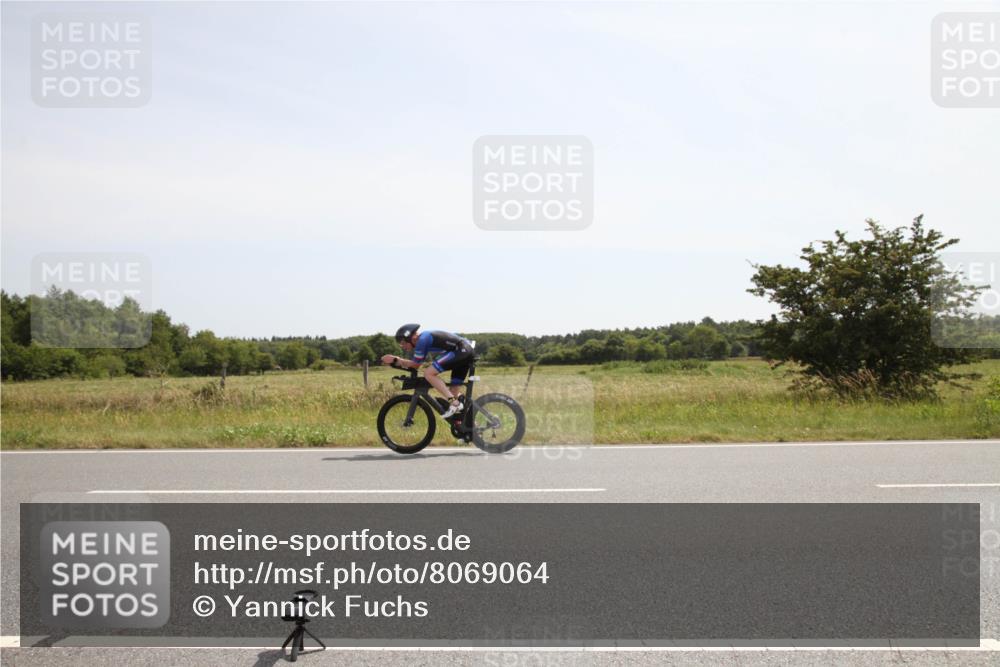 22.06.2025 - Viking Triathlon Yannick Fuchs http://msf.ph/oto/8069064 22.06.2025 12:06:47 Radfahren 52, 390, 398 meine-sportfotos.de