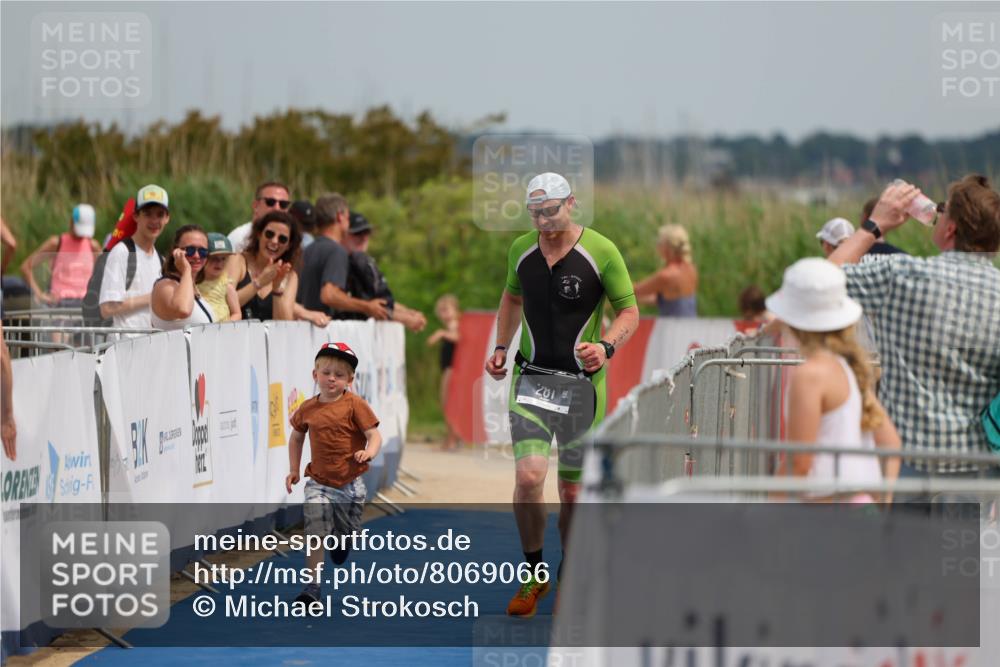 22.06.2025 - Viking Triathlon Michael Strokosch http://msf.ph/oto/8069066 22.06.2025 15:14:30 Ziel 281 meine-sportfotos.de