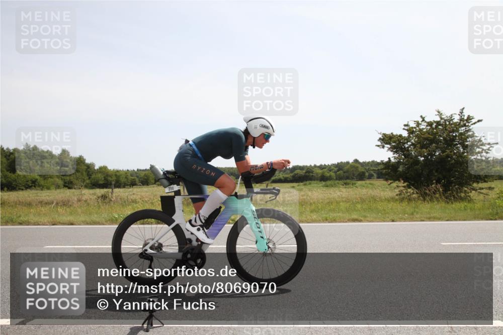 22.06.2025 - Viking Triathlon Yannick Fuchs http://msf.ph/oto/8069070 22.06.2025 12:06:50 Radfahren 52, 365, 390, 398, 466 meine-sportfotos.de