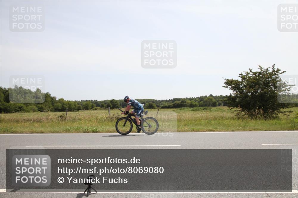 22.06.2025 - Viking Triathlon Yannick Fuchs http://msf.ph/oto/8069080 22.06.2025 12:06:54 Radfahren 365, 398, 466 meine-sportfotos.de