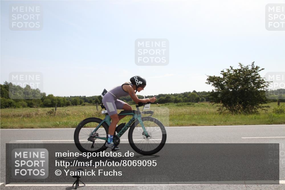 22.06.2025 - Viking Triathlon Yannick Fuchs http://msf.ph/oto/8069095 22.06.2025 11:32:31 Radfahren 58, 601 meine-sportfotos.de