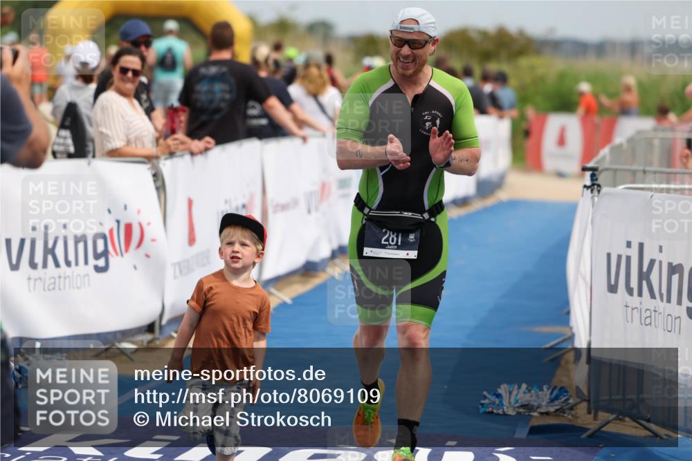 22.06.2025 - Viking Triathlon Michael Strokosch http://msf.ph/oto/8069109 22.06.2025 15:14:34 Ziel 281 meine-sportfotos.de