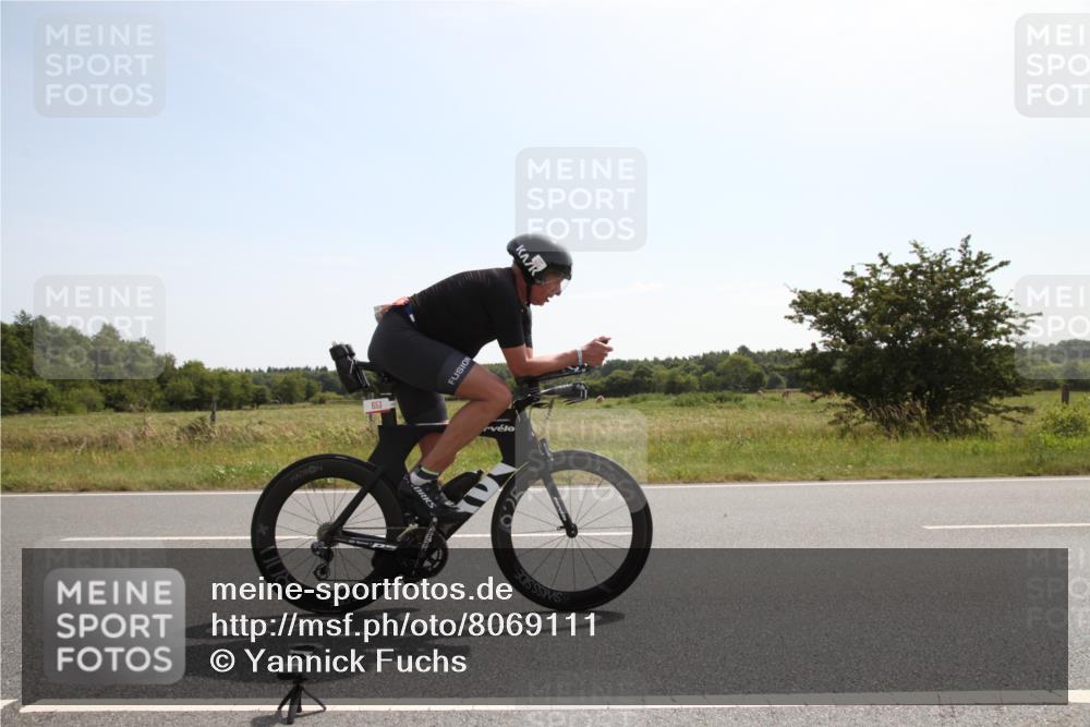 22.06.2025 - Viking Triathlon Yannick Fuchs http://msf.ph/oto/8069111 22.06.2025 11:32:41 Radfahren 8, 203, 462, 653 meine-sportfotos.de