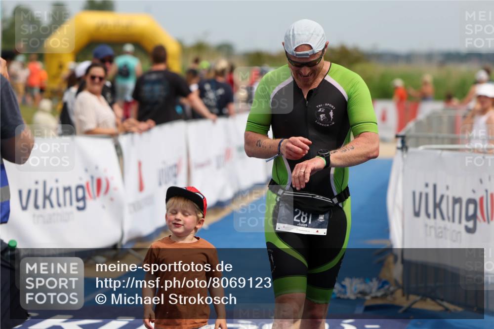 22.06.2025 - Viking Triathlon Michael Strokosch http://msf.ph/oto/8069123 22.06.2025 15:14:35 Ziel 281 meine-sportfotos.de