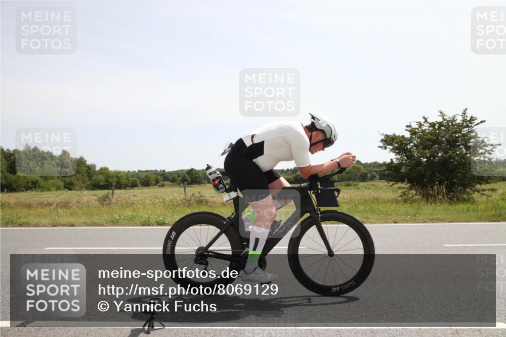 22.06.2025 - Viking Triathlon Yannick Fuchs http://msf.ph/oto/8069129 22.06.2025 12:07:30 Radfahren 21 meine-sportfotos.de