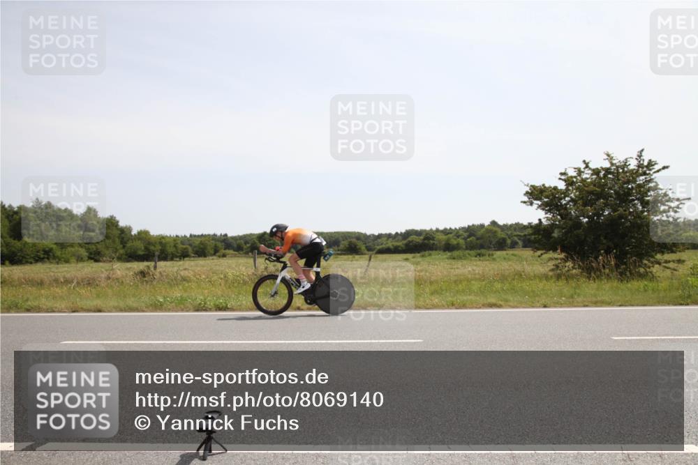 22.06.2025 - Viking Triathlon Yannick Fuchs http://msf.ph/oto/8069140 22.06.2025 12:07:42 Radfahren 11, 33, 179, 420 meine-sportfotos.de