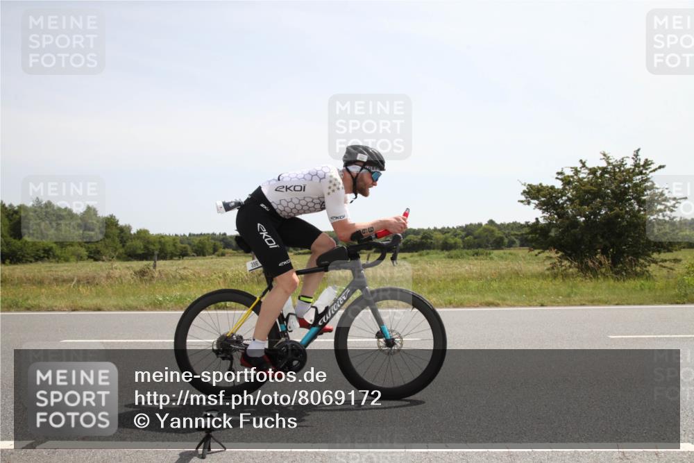 22.06.2025 - Viking Triathlon Yannick Fuchs http://msf.ph/oto/8069172 22.06.2025 12:07:53 Radfahren 396 meine-sportfotos.de