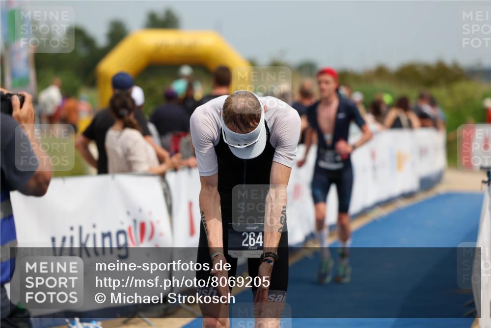 22.06.2025 - Viking Triathlon Michael Strokosch http://msf.ph/oto/8069205 22.06.2025 15:14:59 Ziel 264, 377 meine-sportfotos.de