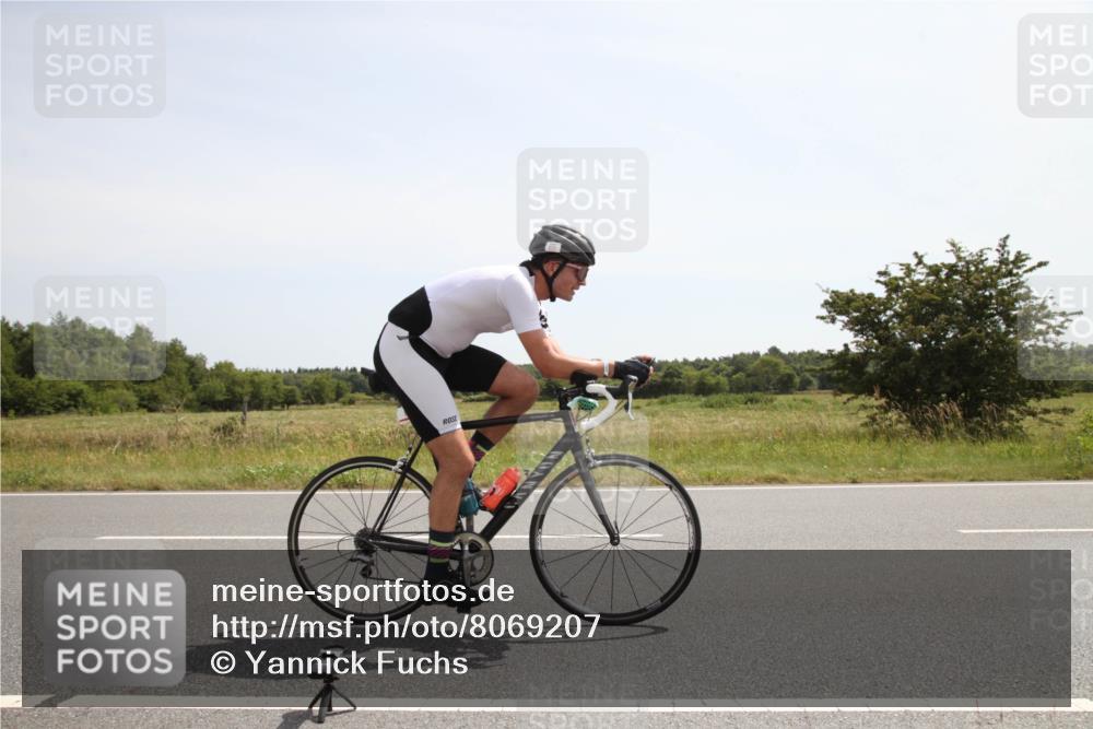 22.06.2025 - Viking Triathlon Yannick Fuchs http://msf.ph/oto/8069207 22.06.2025 12:08:13 Radfahren 29, 144, 228 meine-sportfotos.de