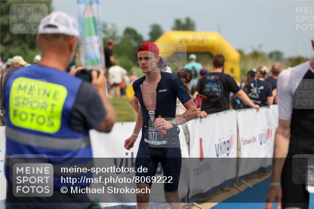 22.06.2025 - Viking Triathlon Michael Strokosch http://msf.ph/oto/8069222 22.06.2025 15:15:01 Ziel 264, 377 meine-sportfotos.de