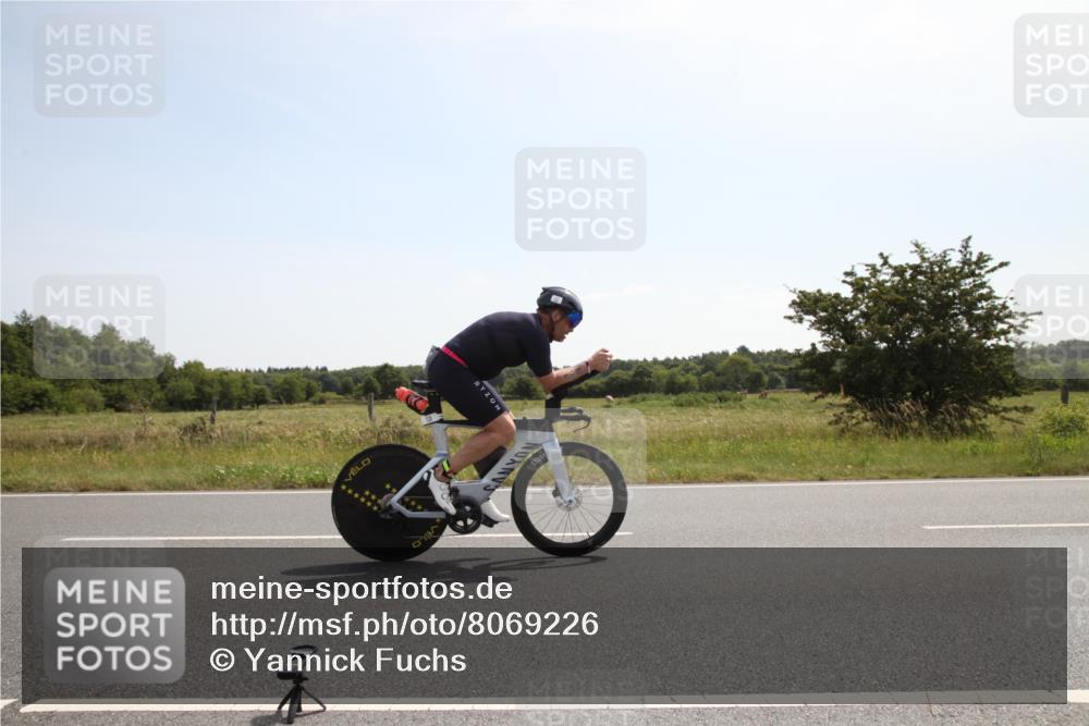 22.06.2025 - Viking Triathlon Yannick Fuchs http://msf.ph/oto/8069226 22.06.2025 11:33:38 Radfahren 141, 159 meine-sportfotos.de