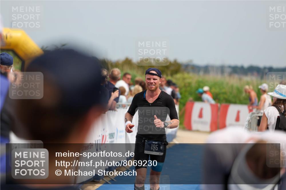 22.06.2025 - Viking Triathlon Michael Strokosch http://msf.ph/oto/8069230 22.06.2025 15:15:13 Ziel 195 meine-sportfotos.de
