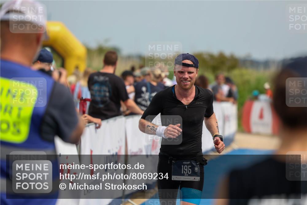 22.06.2025 - Viking Triathlon Michael Strokosch http://msf.ph/oto/8069234 22.06.2025 15:15:15 Ziel 195 meine-sportfotos.de