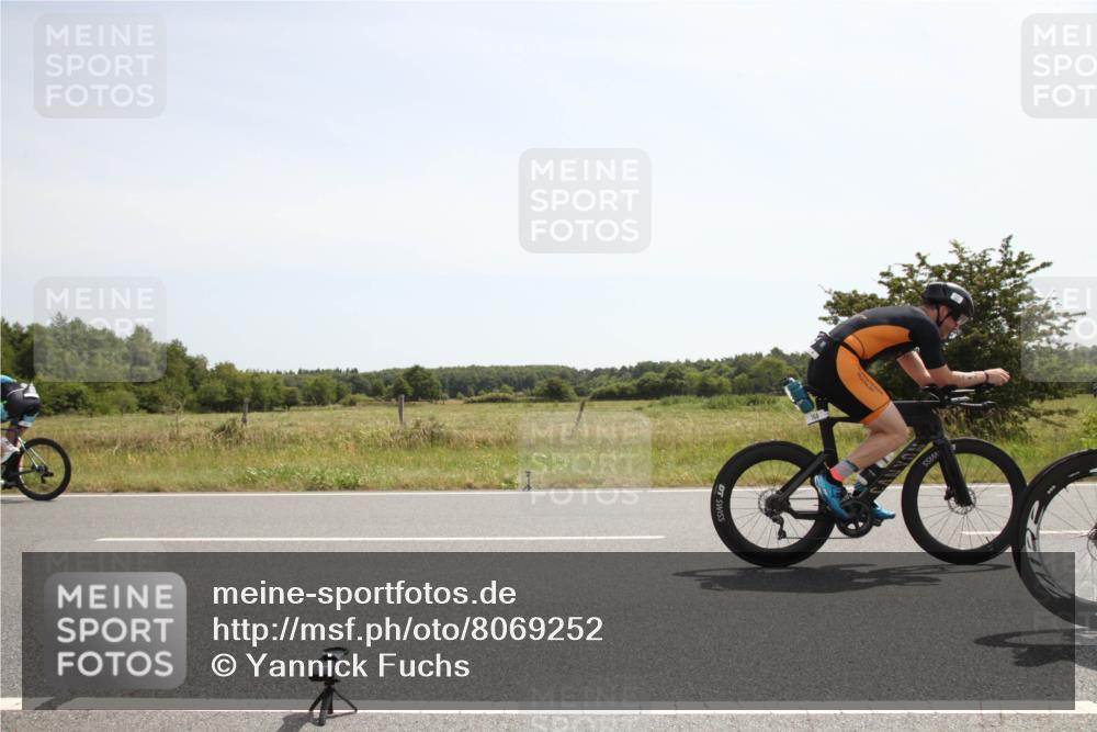 22.06.2025 - Viking Triathlon Yannick Fuchs http://msf.ph/oto/8069252 22.06.2025 12:08:23 Radfahren 34, 46, 164, 297, 321, 451 meine-sportfotos.de