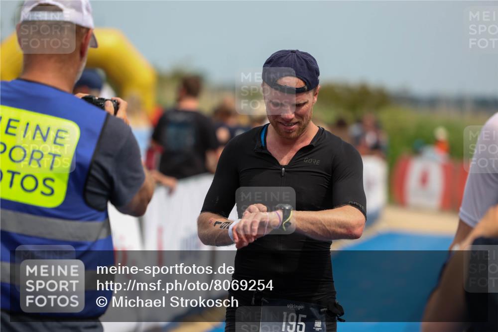 22.06.2025 - Viking Triathlon Michael Strokosch http://msf.ph/oto/8069254 22.06.2025 15:15:17 Ziel 195 meine-sportfotos.de