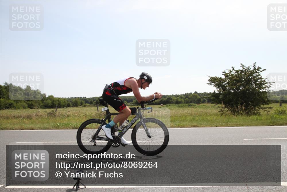 22.06.2025 - Viking Triathlon Yannick Fuchs http://msf.ph/oto/8069264 22.06.2025 11:34:04 Radfahren 184, 199, 283, 327, 369 meine-sportfotos.de