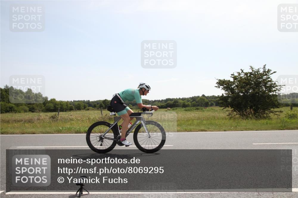 22.06.2025 - Viking Triathlon Yannick Fuchs http://msf.ph/oto/8069295 22.06.2025 11:34:08 Radfahren 65, 66, 184, 186, 199, 327, 369, 621 meine-sportfotos.de