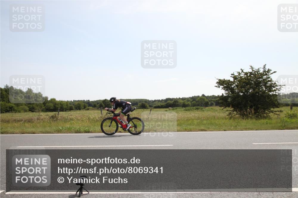 22.06.2025 - Viking Triathlon Yannick Fuchs http://msf.ph/oto/8069341 22.06.2025 11:34:21 Radfahren 125, 348, 360, 478, 611, 660 meine-sportfotos.de