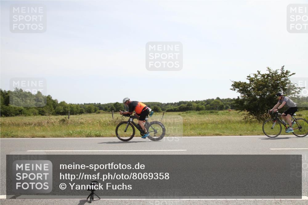22.06.2025 - Viking Triathlon Yannick Fuchs http://msf.ph/oto/8069358 22.06.2025 12:09:30 Radfahren 31, 195, 446 meine-sportfotos.de