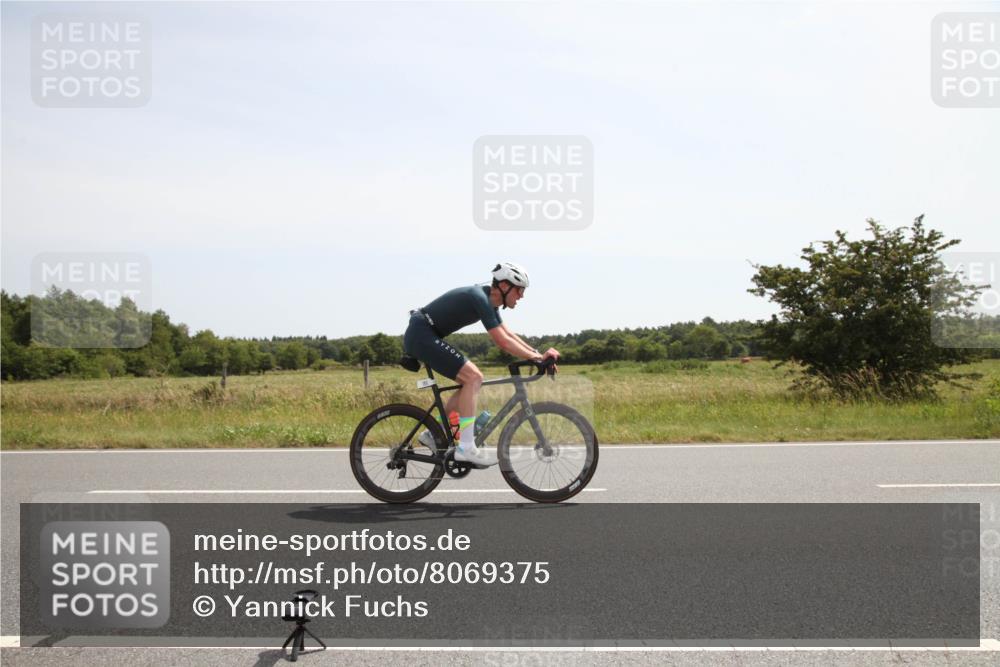 22.06.2025 - Viking Triathlon Yannick Fuchs http://msf.ph/oto/8069375 22.06.2025 12:09:36 Radfahren 167, 185, 402 meine-sportfotos.de