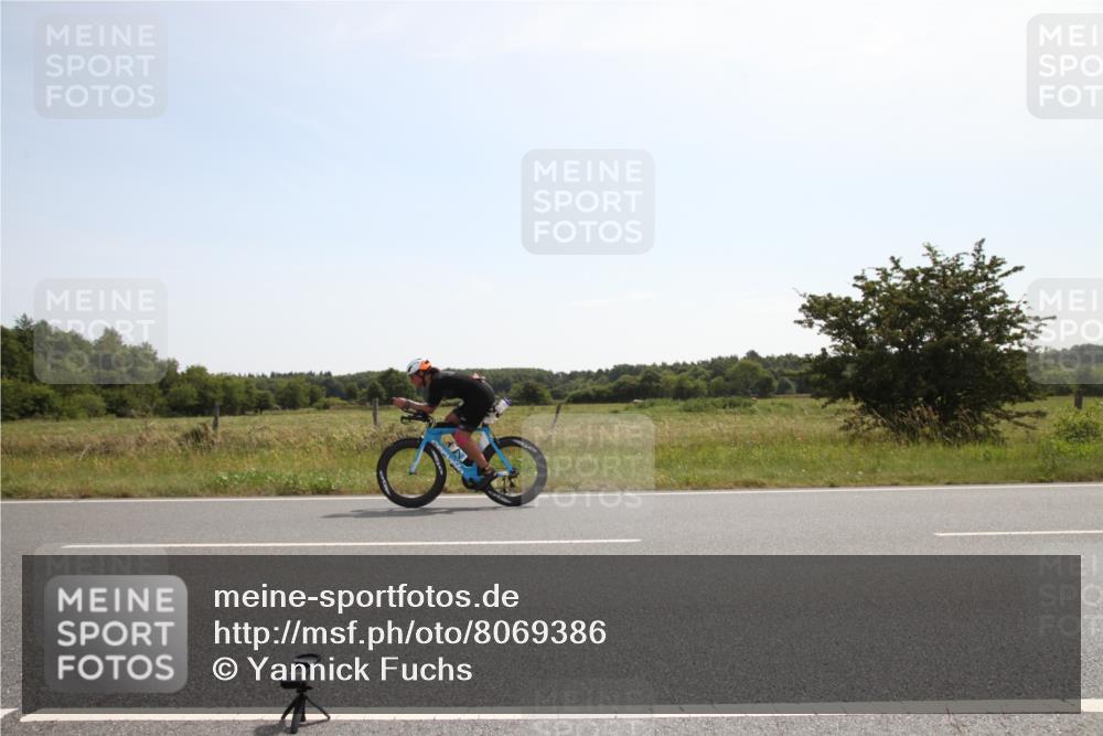 22.06.2025 - Viking Triathlon Yannick Fuchs http://msf.ph/oto/8069386 22.06.2025 11:34:48 Radfahren 230, 421, 613, 616 meine-sportfotos.de