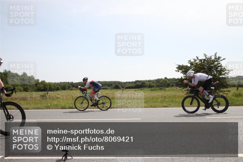 22.06.2025 - Viking Triathlon Yannick Fuchs http://msf.ph/oto/8069421 22.06.2025 11:35:43 Radfahren 108, 196, 229, 242, 271, 301, 647 meine-sportfotos.de