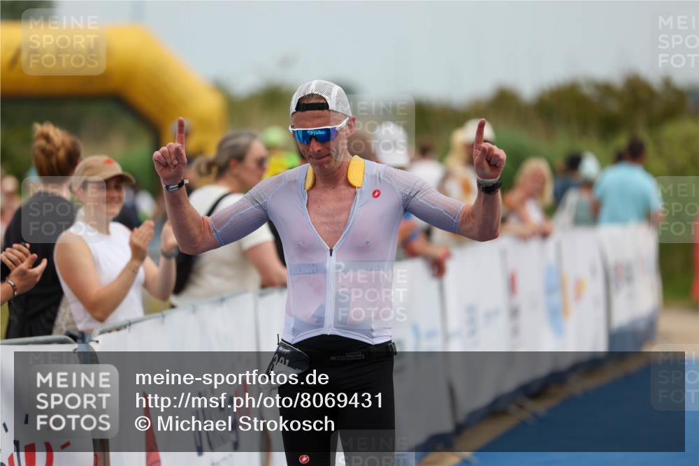 22.06.2025 - Viking Triathlon Michael Strokosch http://msf.ph/oto/8069431 22.06.2025 14:40:01 Ziel 381 meine-sportfotos.de